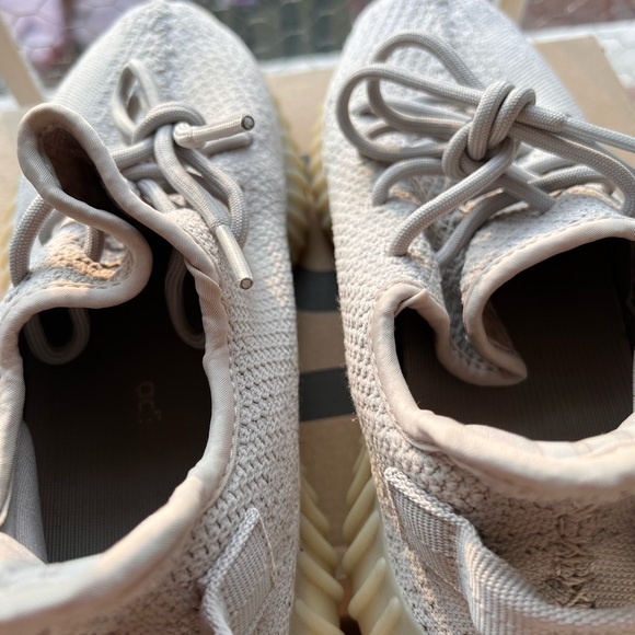 Adidas Yeezy boost 350 V2 Sesame’s - Picture 8 of 8